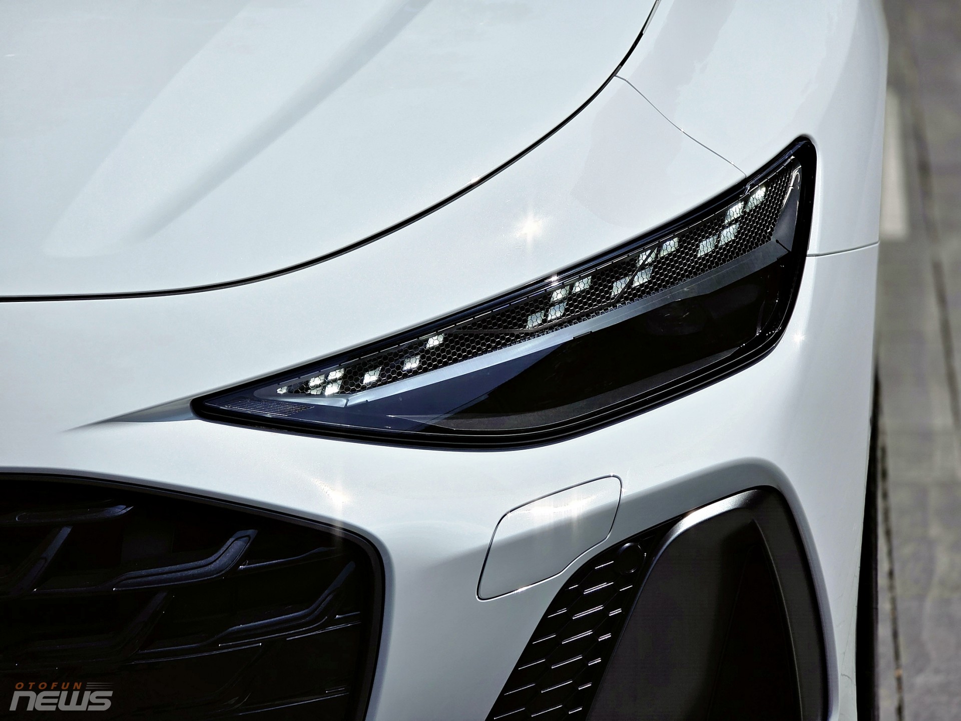 Audi A6 có gì nổi bật trong nhóm sedan hạng sang dưới 3 tỷ đồng? Audi A6 có gì nổi bật trong nhóm sedan hạng sang dưới 3 tỷ đồng?