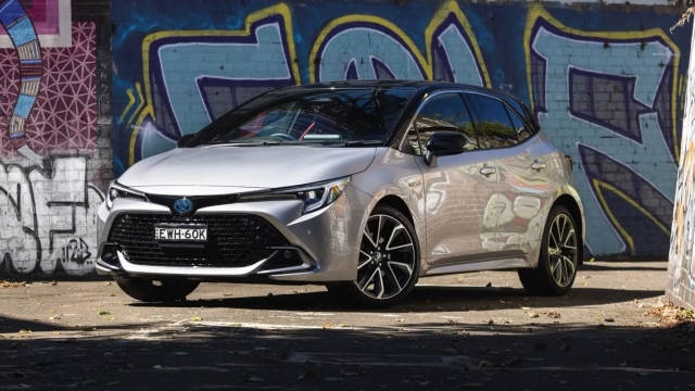 Toyota Corolla 2026 nâng cấp loạt trang bị, Toyota định hình lại từng phiên bản