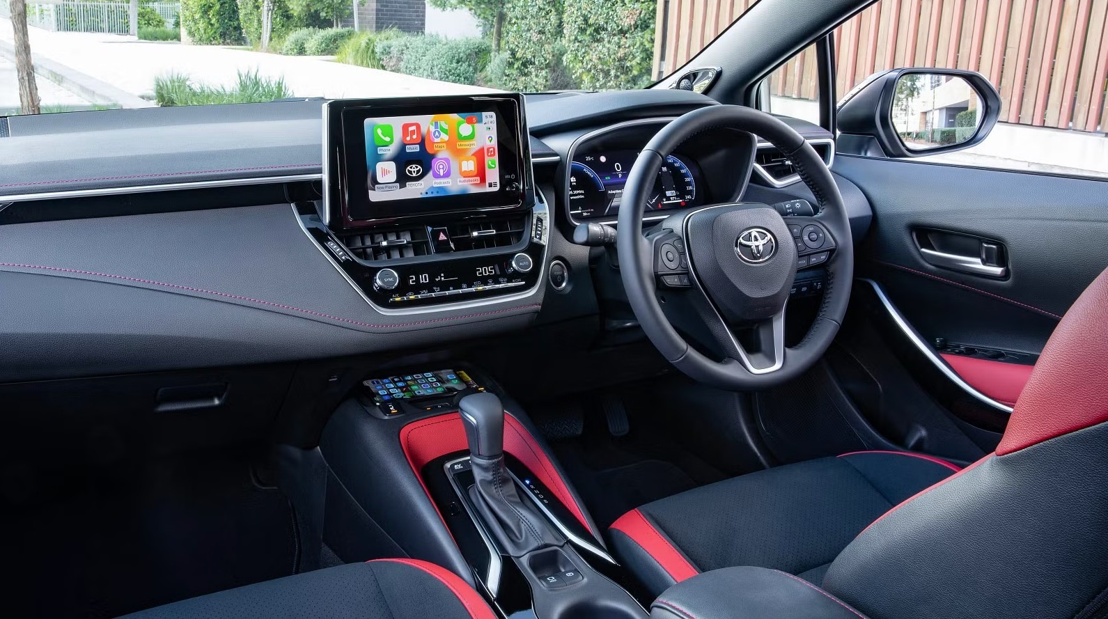 Toyota Corolla 2026 nâng cấp loạt trang bị, Toyota định hình lại từng phiên bản