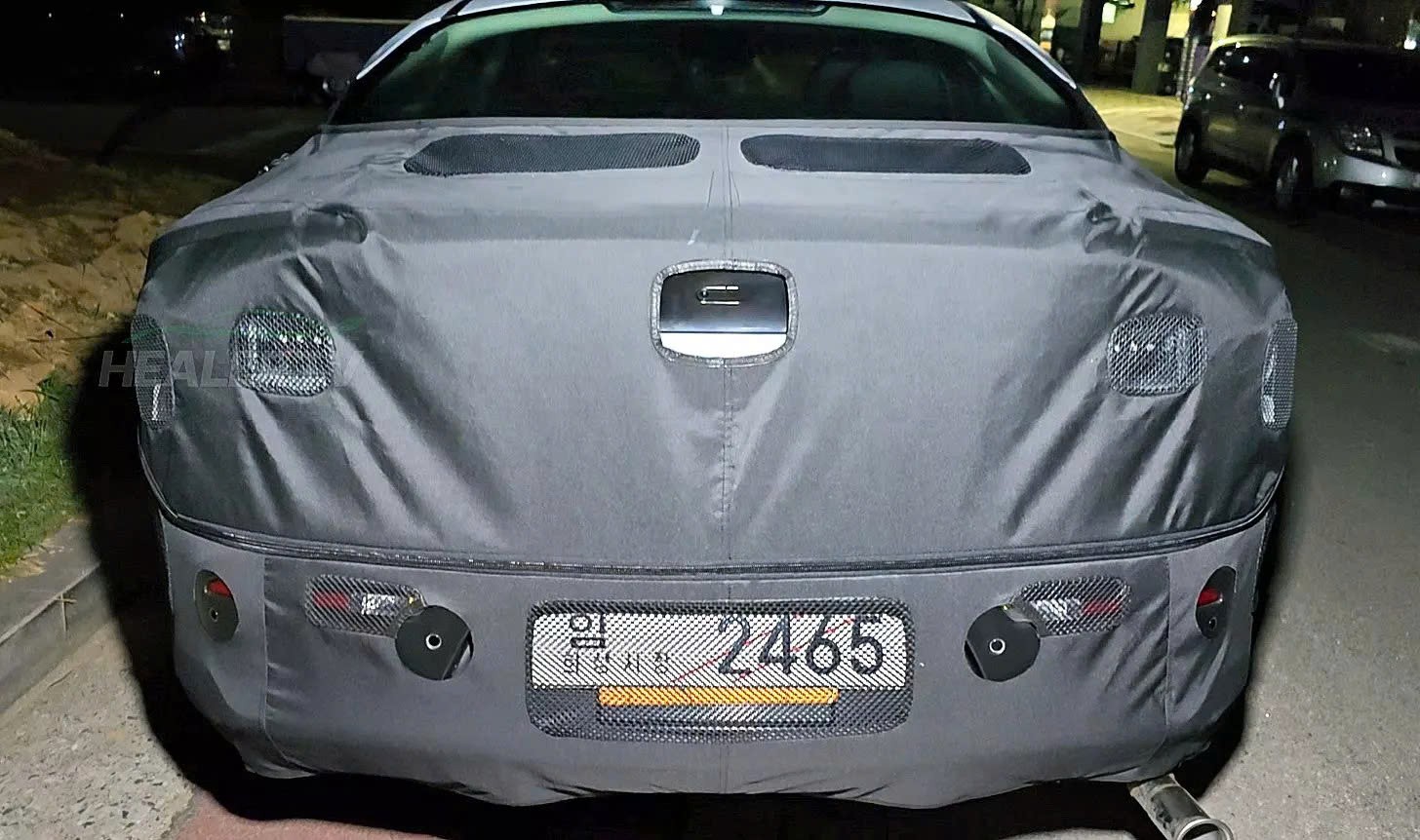 Kia K5 mới lộ diện tại Hàn Quốc