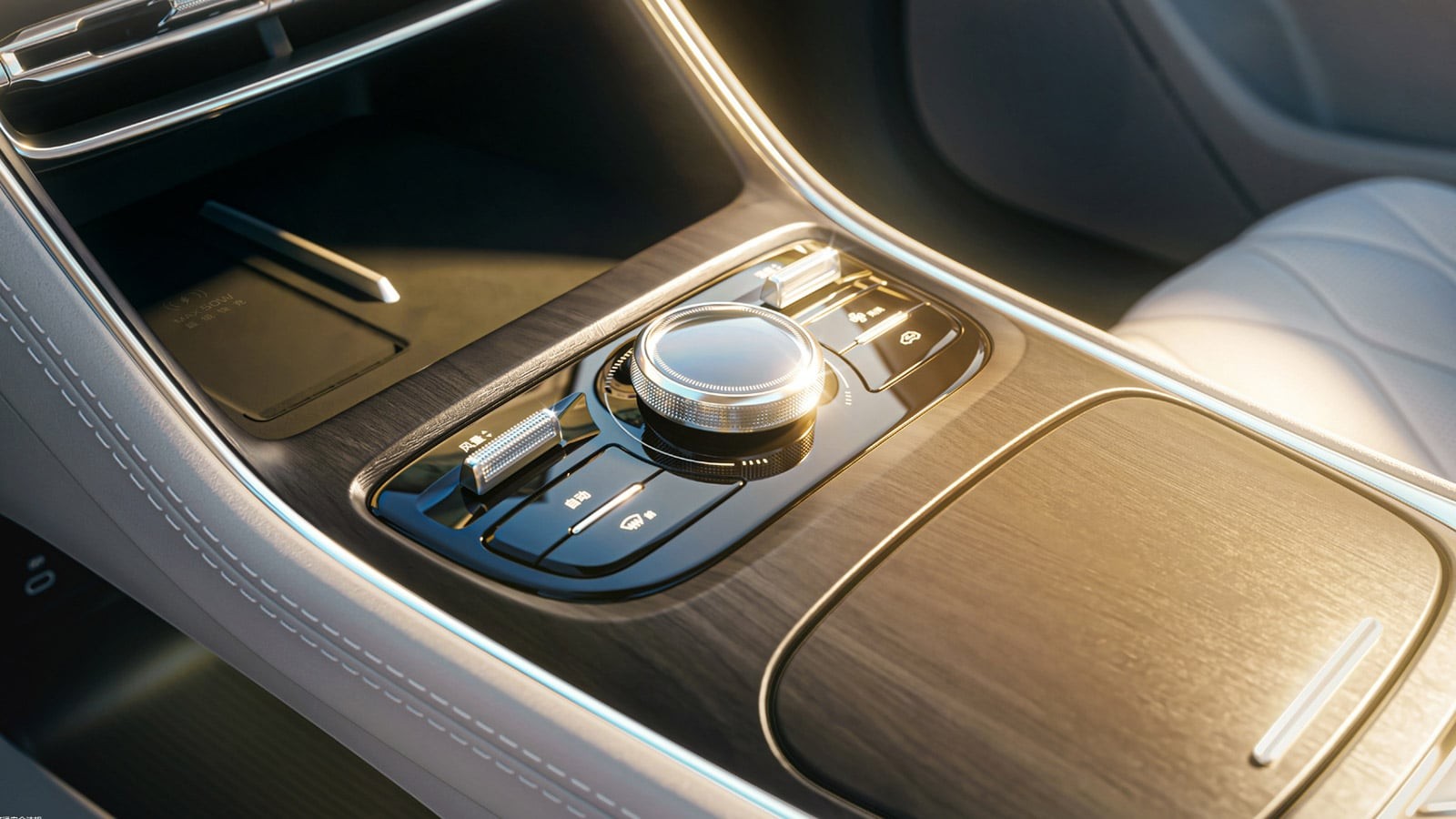 Bệ điều khiển trung tâm của Geely Galaxy A7 EV