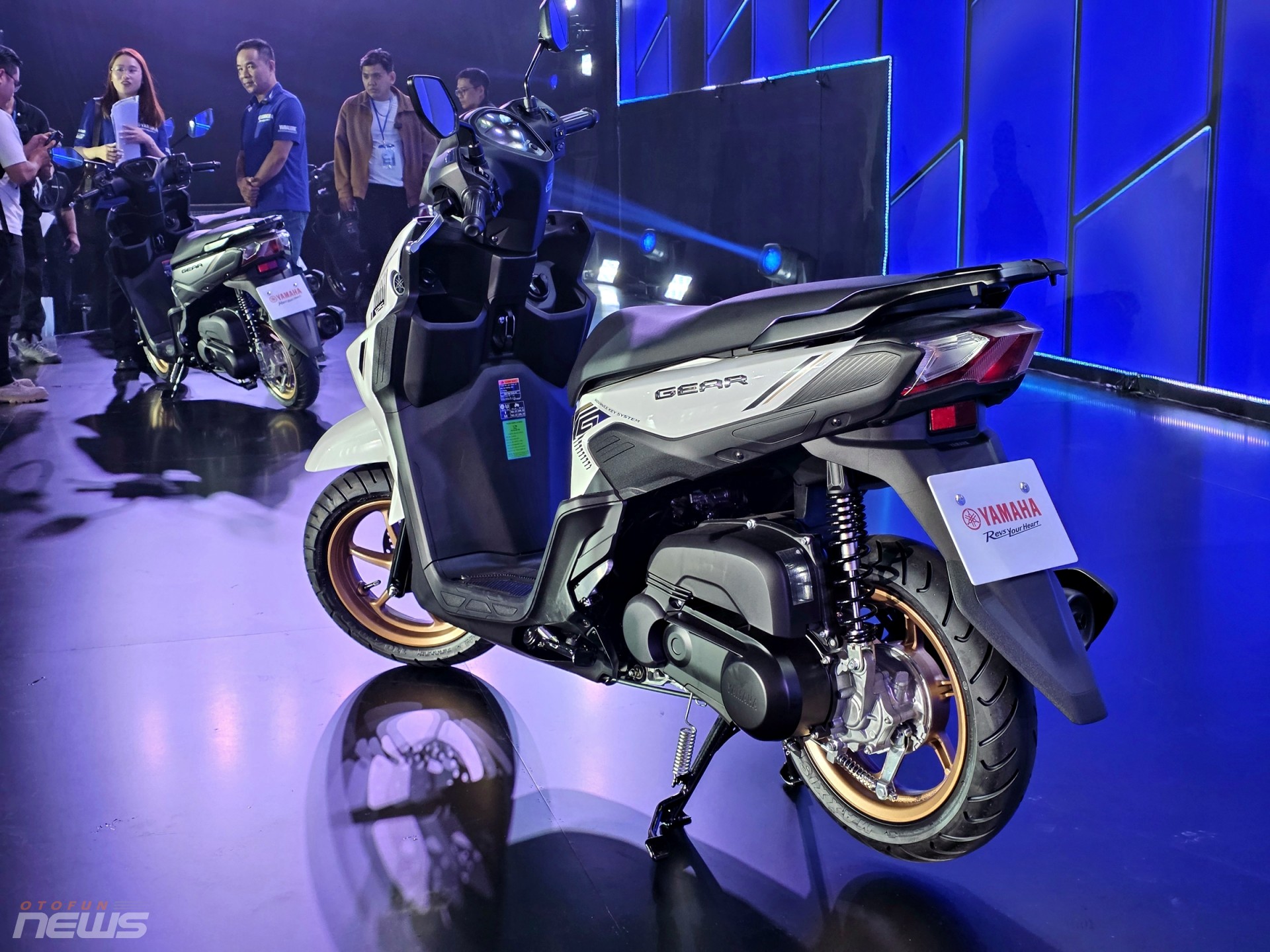 Yamaha Gear 125 ra mắt, giá từ 30,437 triệu đồng, cạnh tranh trực tiếp Honda Vision Yamaha Gear 125 ra mắt, giá từ 30,437 triệu đồng, cạnh tranh trực tiếp Honda Vision