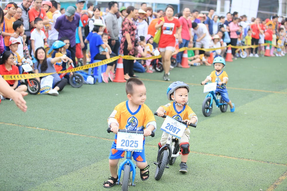 Hàng trăm tay đua nhí tranh tài tại sự kiện Gymkhana Kid - Global City