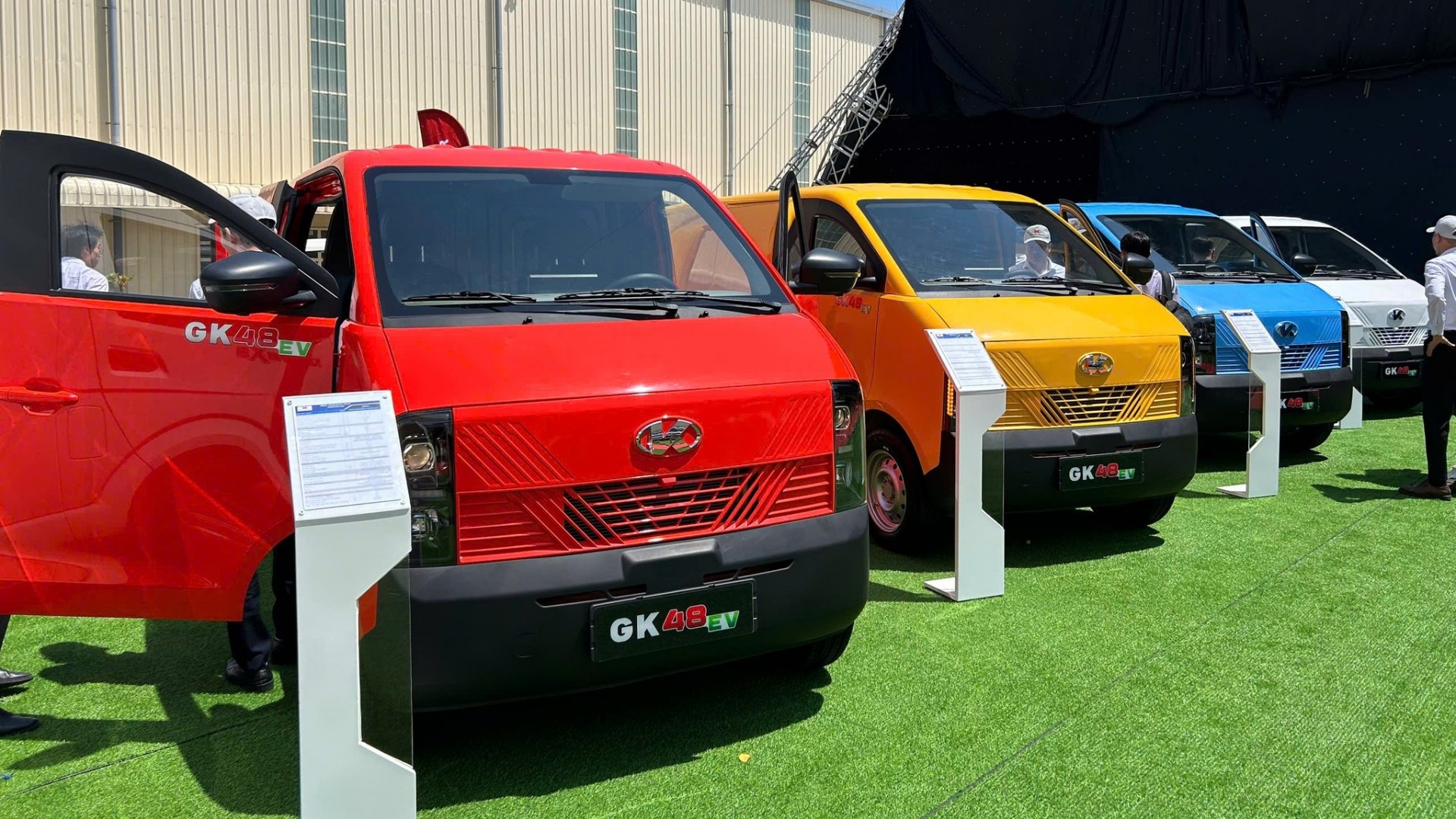 Xe tải van điện Kim Long GK48 EV ra mắt, giá từ 490 triệu đồng