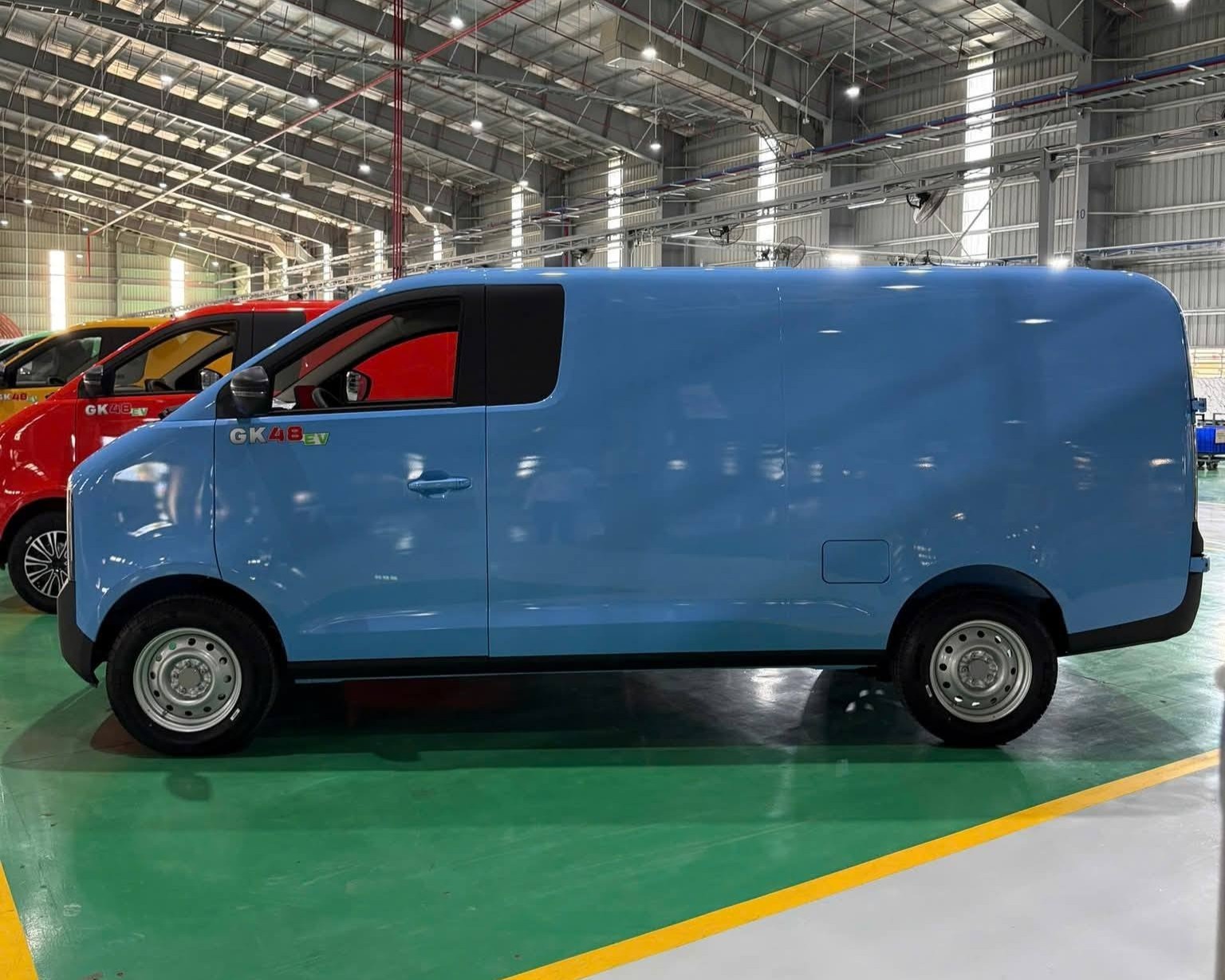 Kim Long ra mắt xe tải van điện GK48 EV, giá từ 490 triệu đồng