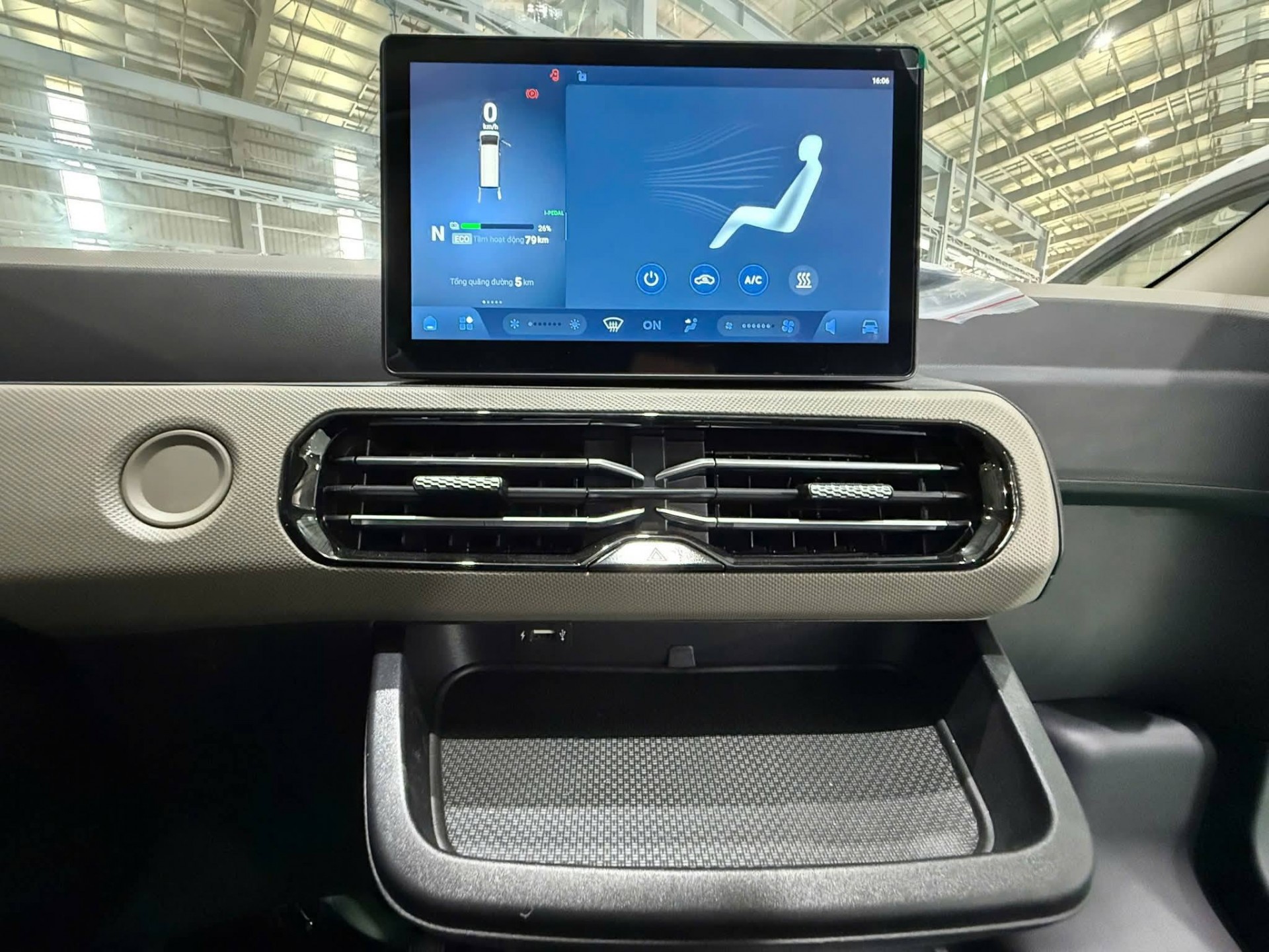 Xe tải van điện Kim Long GK48 EV ra mắt, giá từ 490 triệu đồng