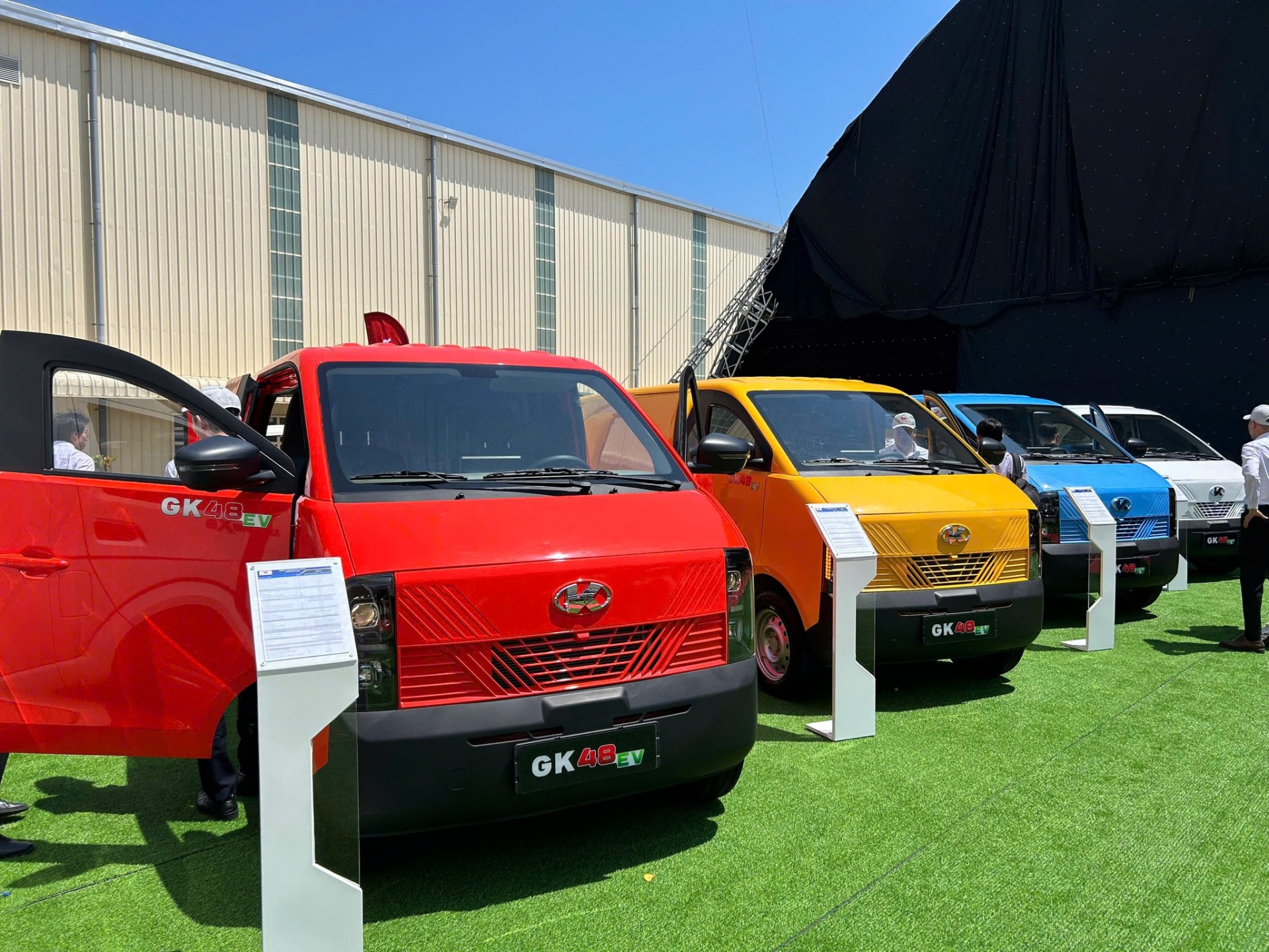 Kim Long ra mắt xe tải van điện GK48 EV, giá từ 490 triệu đồng