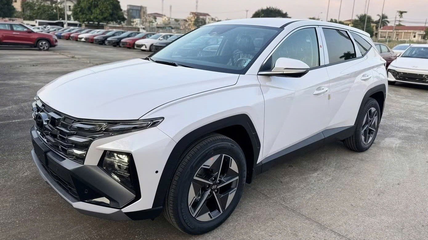 Hyundai Tucson hybrid chuẩn bị ra mắt
