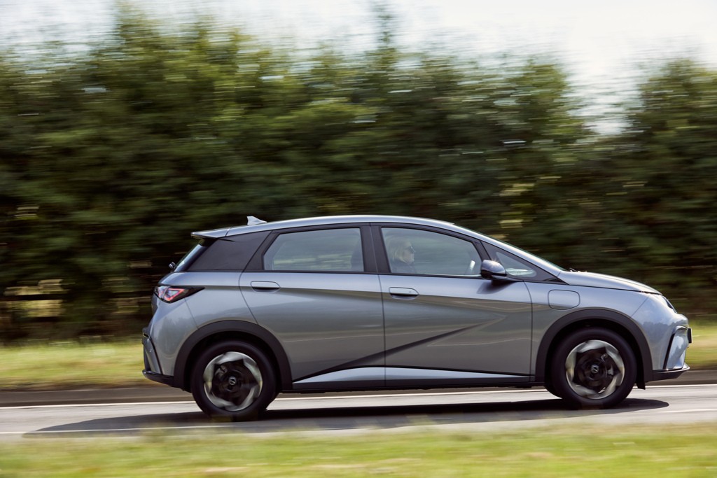 BYD Dolphin 2026 nhập Thái, hatchback điện dưới 600 triệu có đáng để chờ?