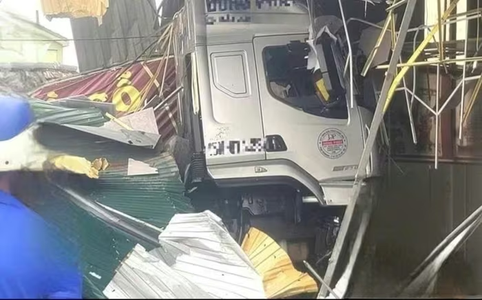 Tổng hợp tin tức tai nạn giao thông mới nhất ngày hôm nay 16/4/2026