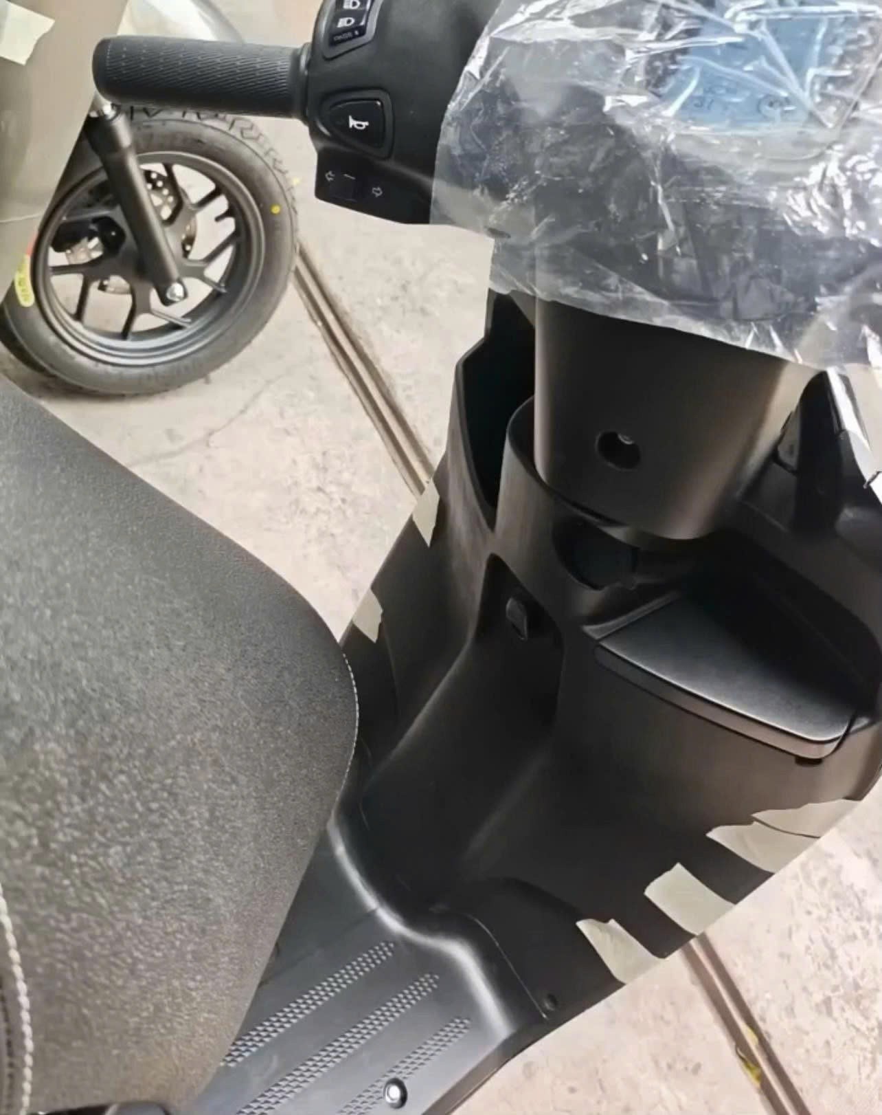 Xe máy điện Dat Bike ERA rò rỉ ảnh trên mạng xã hội