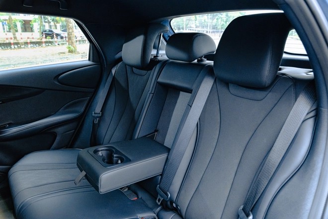 BYD Dolphin 2026 ra mắt, giảm giá gần 100 triệu đồng