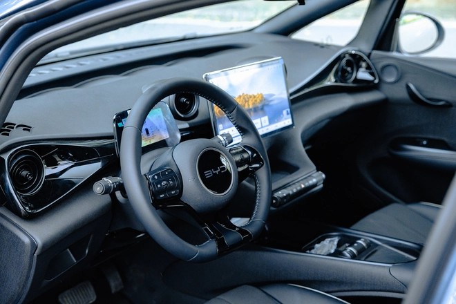 BYD Dolphin 2026 ra mắt, giảm giá gần 100 triệu đồng