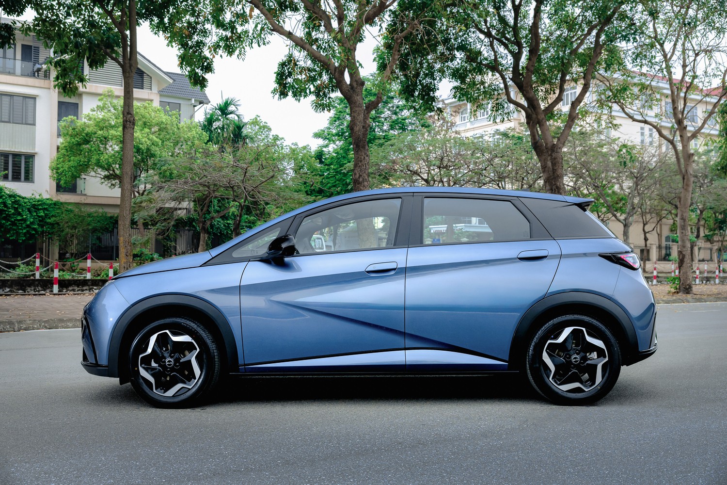 BYD Dolphin 2026 ra mắt, giảm giá gần 100 triệu đồng