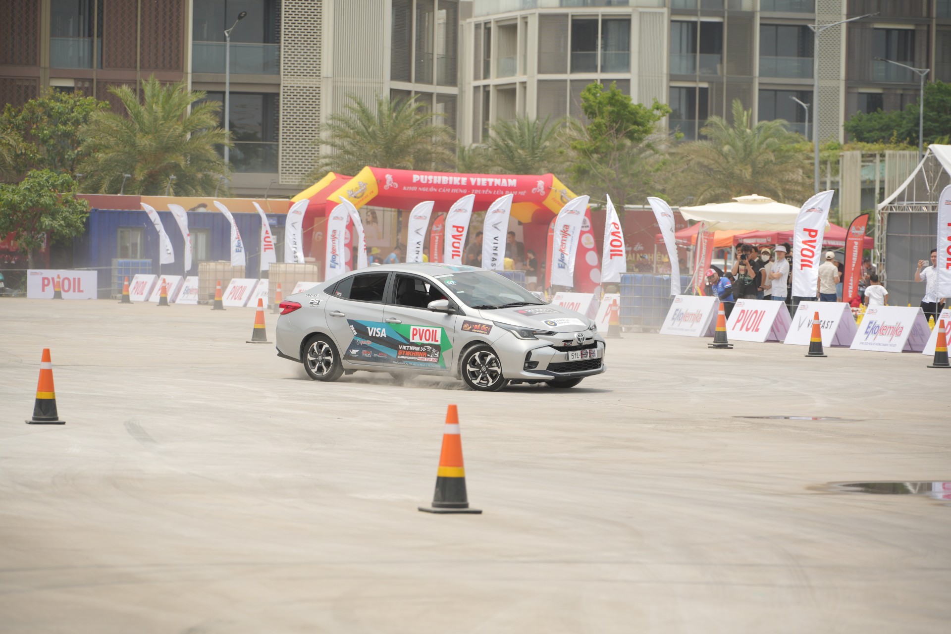 Hình ảnh Giải đua Ô tô Gymkhana Vô địch Miền Nam PVOIL Cup 2026 diễn ra ngày 19/4/2026 tại The Global City