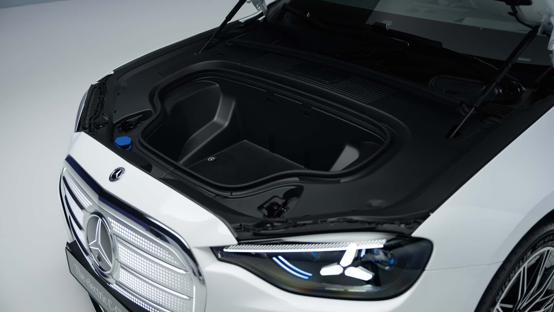 Cốp trước của Mercedes-Benz C-Class Electric 2027