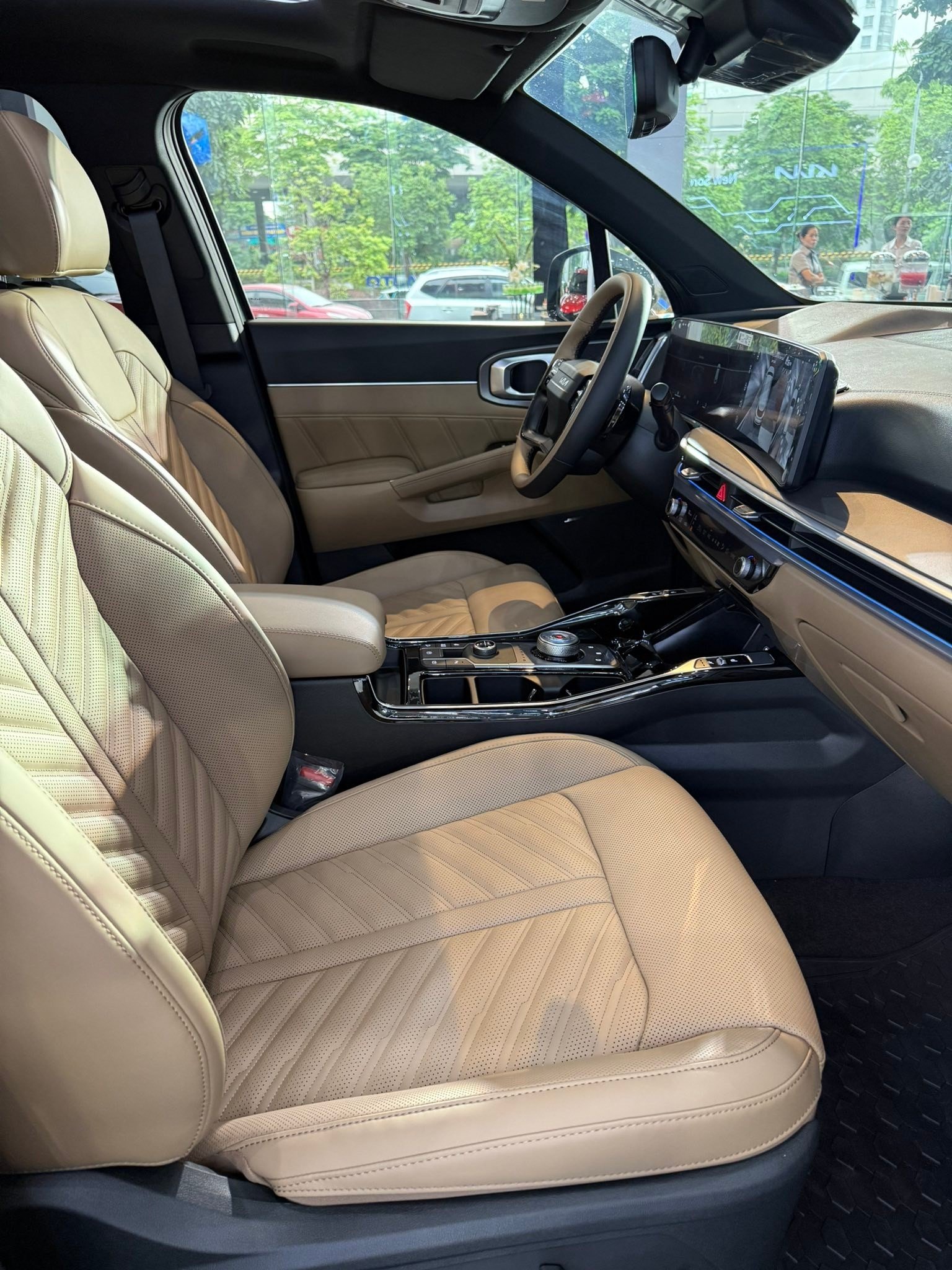 Ảnh chi tiết Kia Sorento Hybrid 2026 tại đại lý