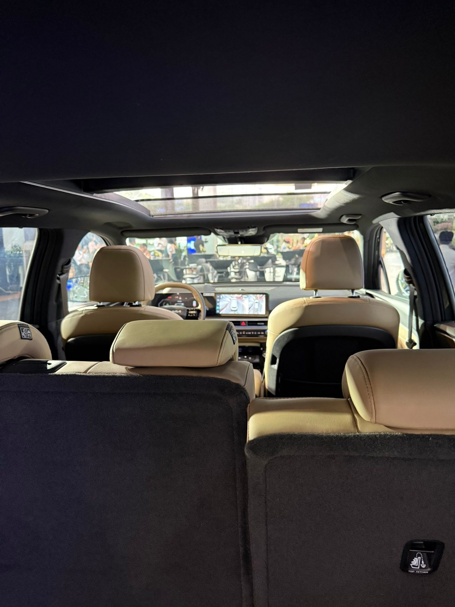 Ảnh chi tiết Kia Sorento Hybrid 2026 tại đại lý