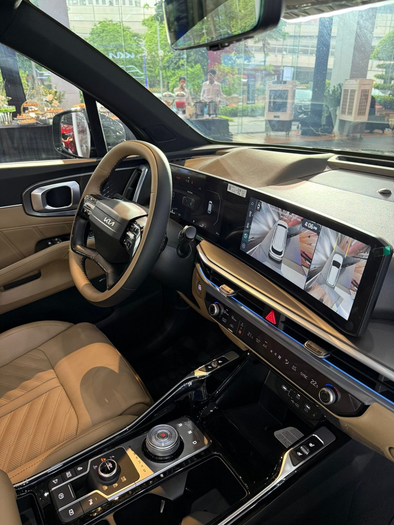 Ảnh chi tiết Kia Sorento Hybrid 2026 tại đại lý