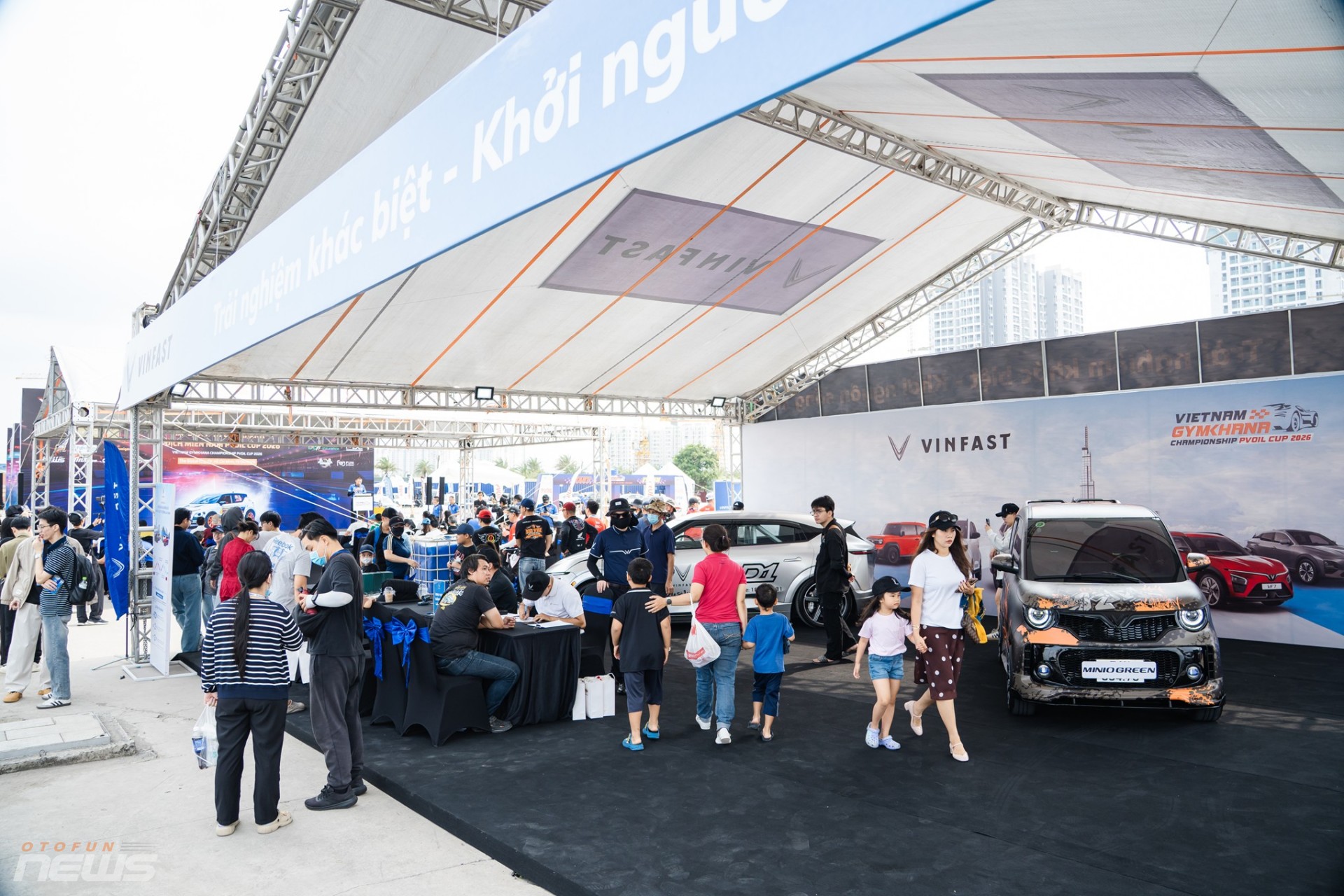 VinFast khuấy động PVOIL VGC 2026 với lễ hội trải nghiệm xe điện tại The Global City