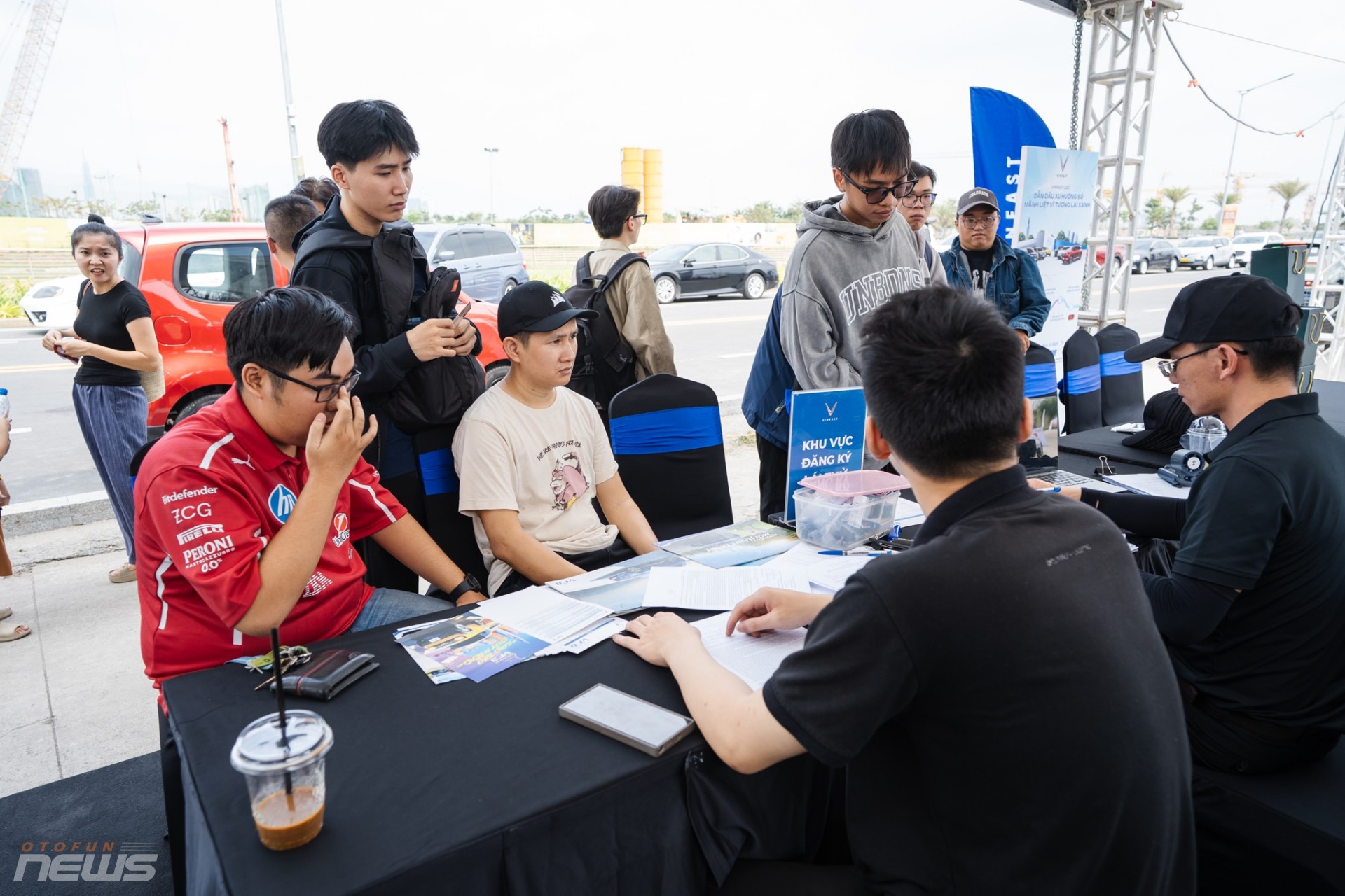 VinFast khuấy động PVOIL VGC 2026 với lễ hội trải nghiệm xe điện tại The Global City