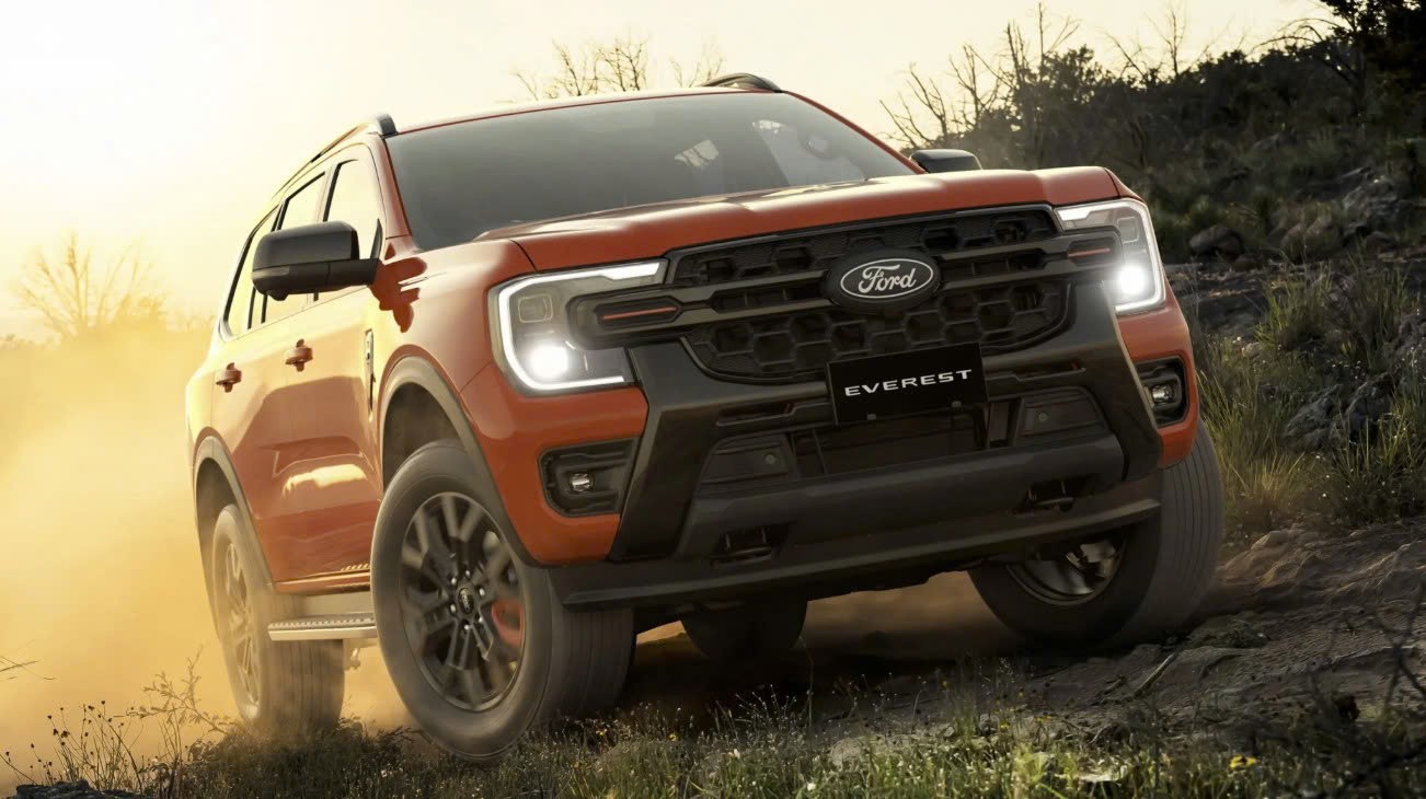 Ford Everest 2026 bản V6 3.0L ra mắt, giới hạn chỉ 1.000 chiếc