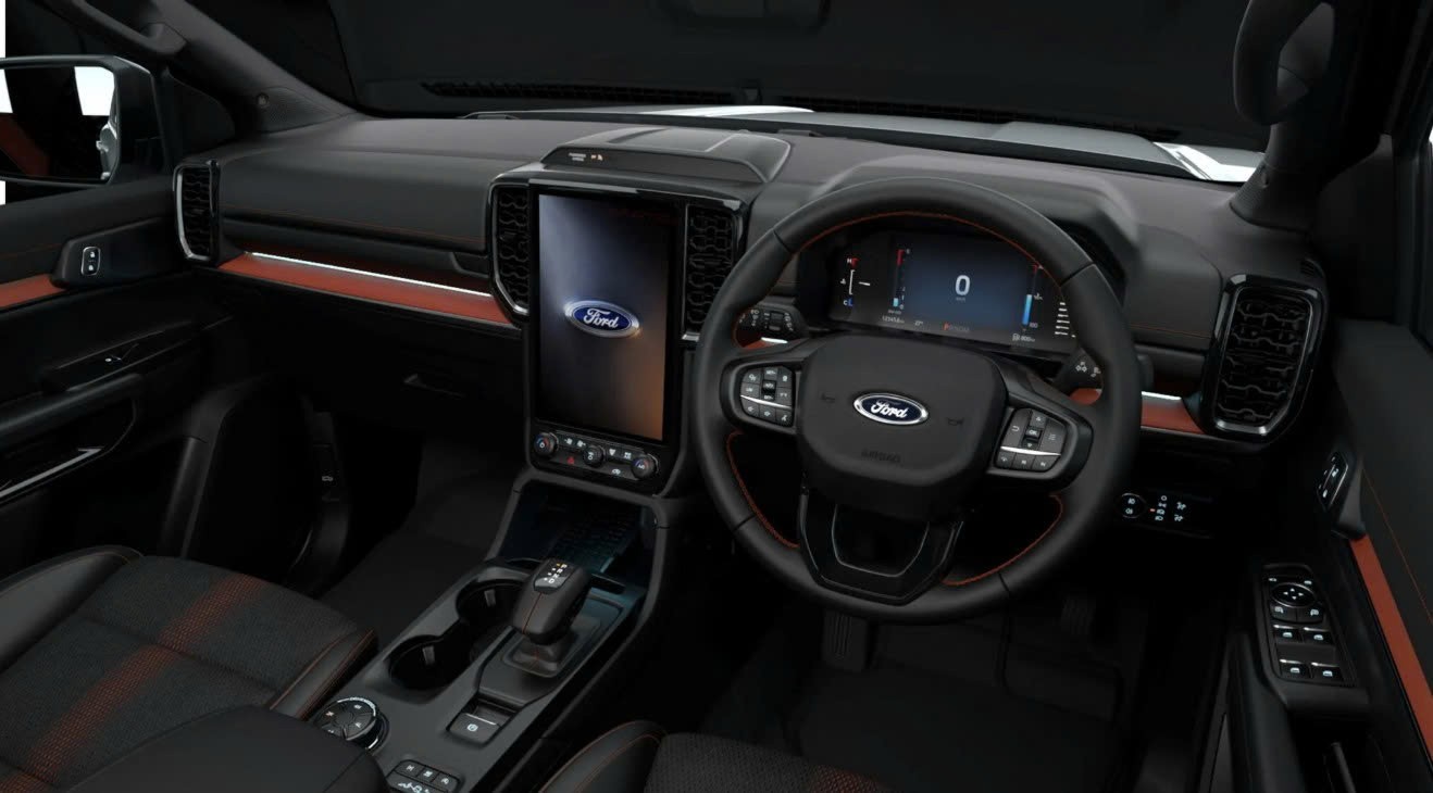 Ford Everest 2026 bản V6 3.0L ra mắt, giới hạn chỉ 1.000 chiếc