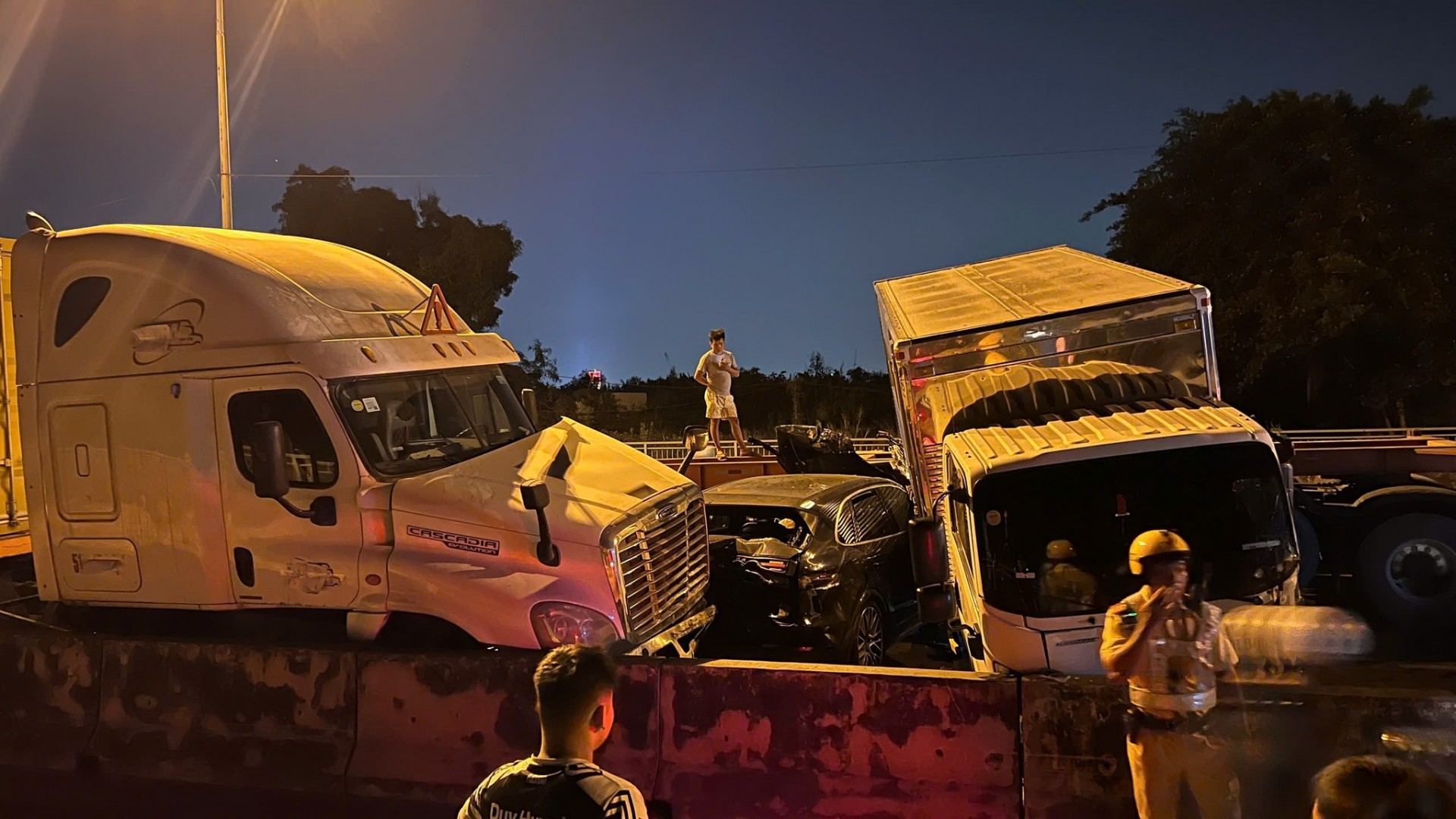 Tổng hợp tin tức tai nạn giao thông mới nhất ngày hôm nay 24/4/2026