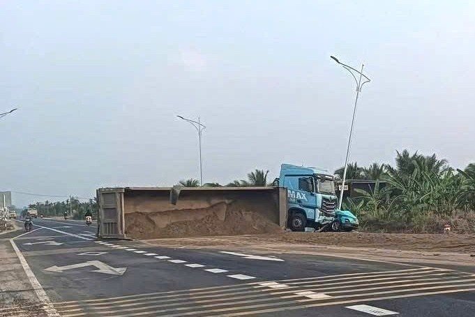 Tổng hợp tin tức tai nạn giao thông mới nhất ngày hôm nay 24/4/2026