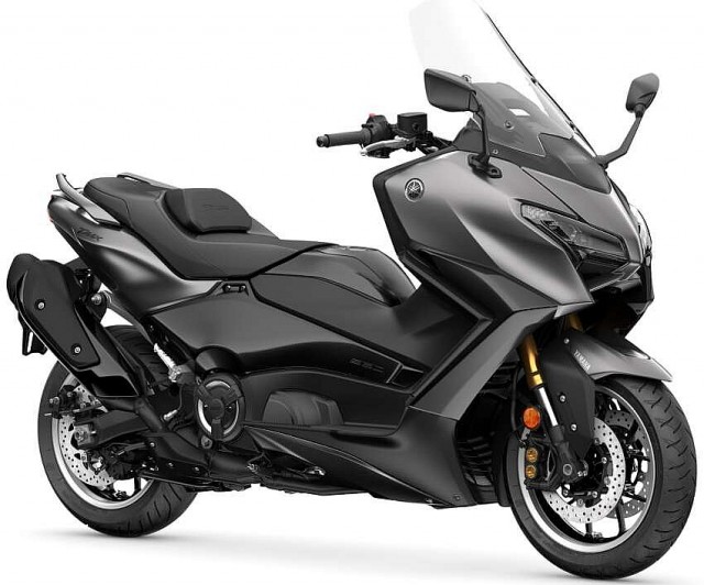 Yamaha TMax Tech Max 2026 ra mắt tại Malaysia, bổ sung ABS khi vào cua
