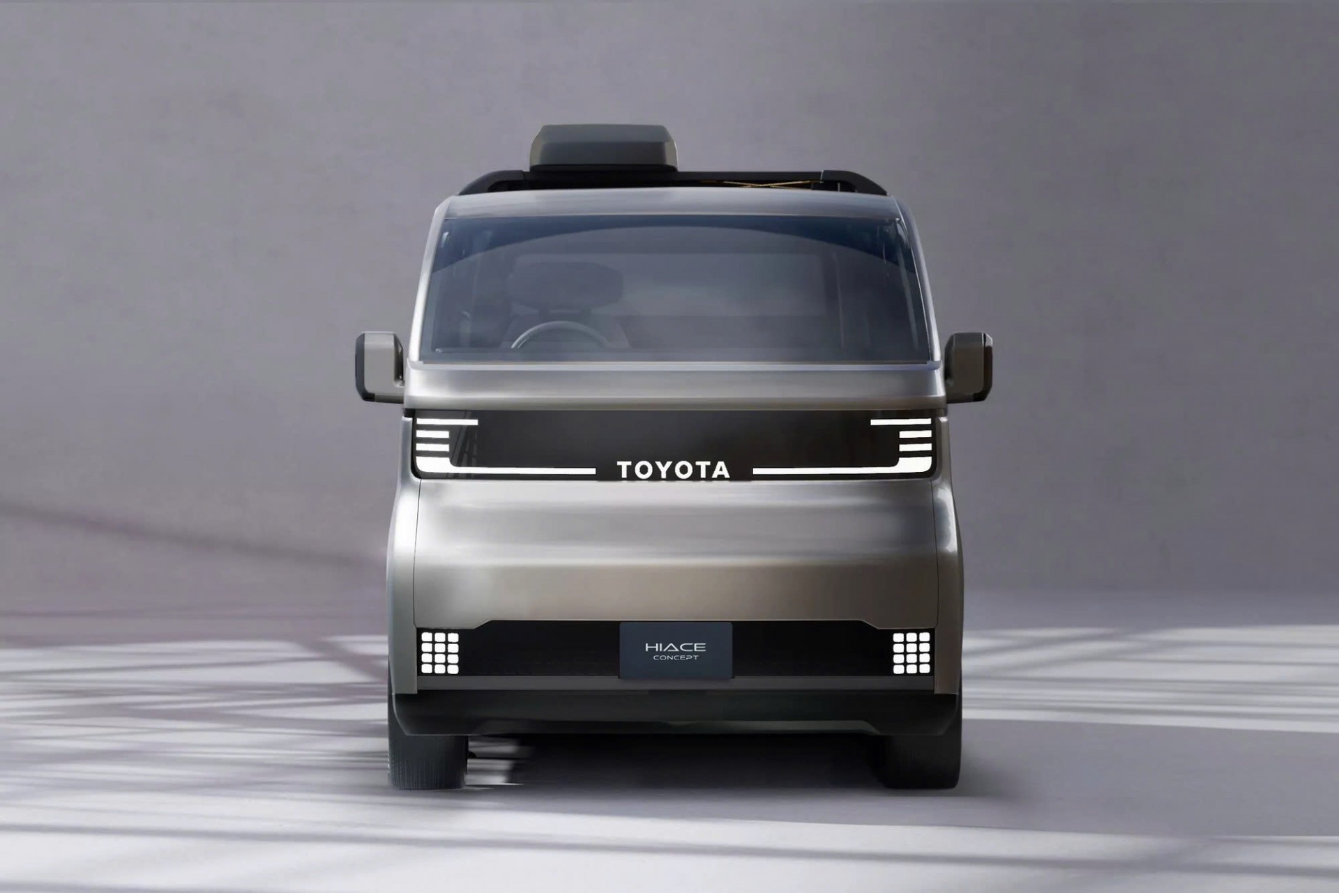 Toyota Hiace rục rịch ra mắt phiên bản mới