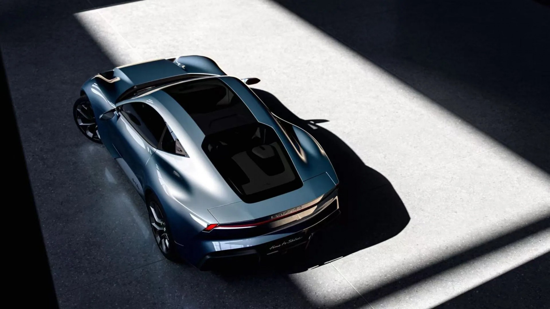 Phía trên của Lynk & Co GT Concept