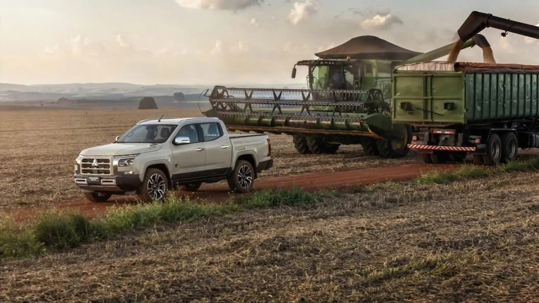 Mitsubishi Triton bản cao cấp ra mắt cho nhóm khách hàng nông nghiệp