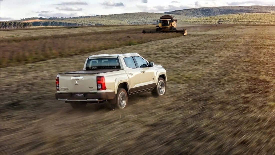 Mitsubishi Triton bản cao cấp ra mắt cho nhóm khách hàng nông nghiệp
