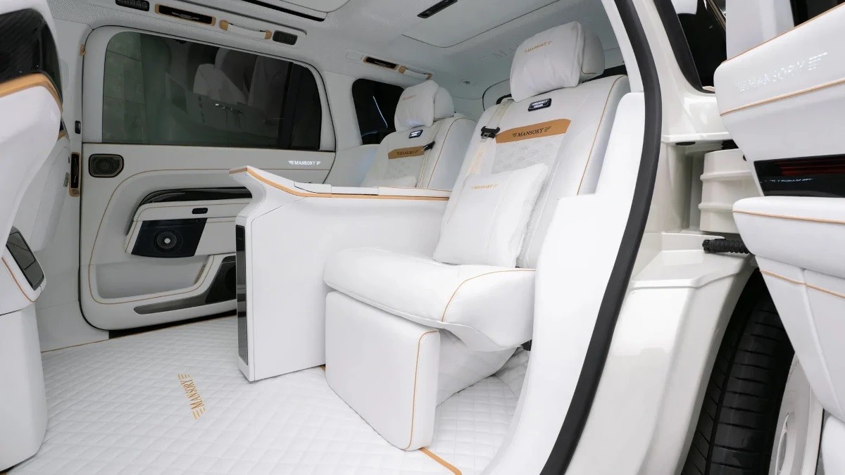 Zeekr 9X độ Mansory gây chú ý với cửa mở ngược kiểu xe siêu sang