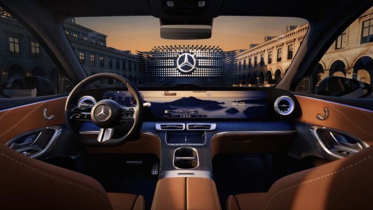 Mercedes-Benz 'quay xe' đưa phím bấm vật lý trở lại khoang lái xe điện