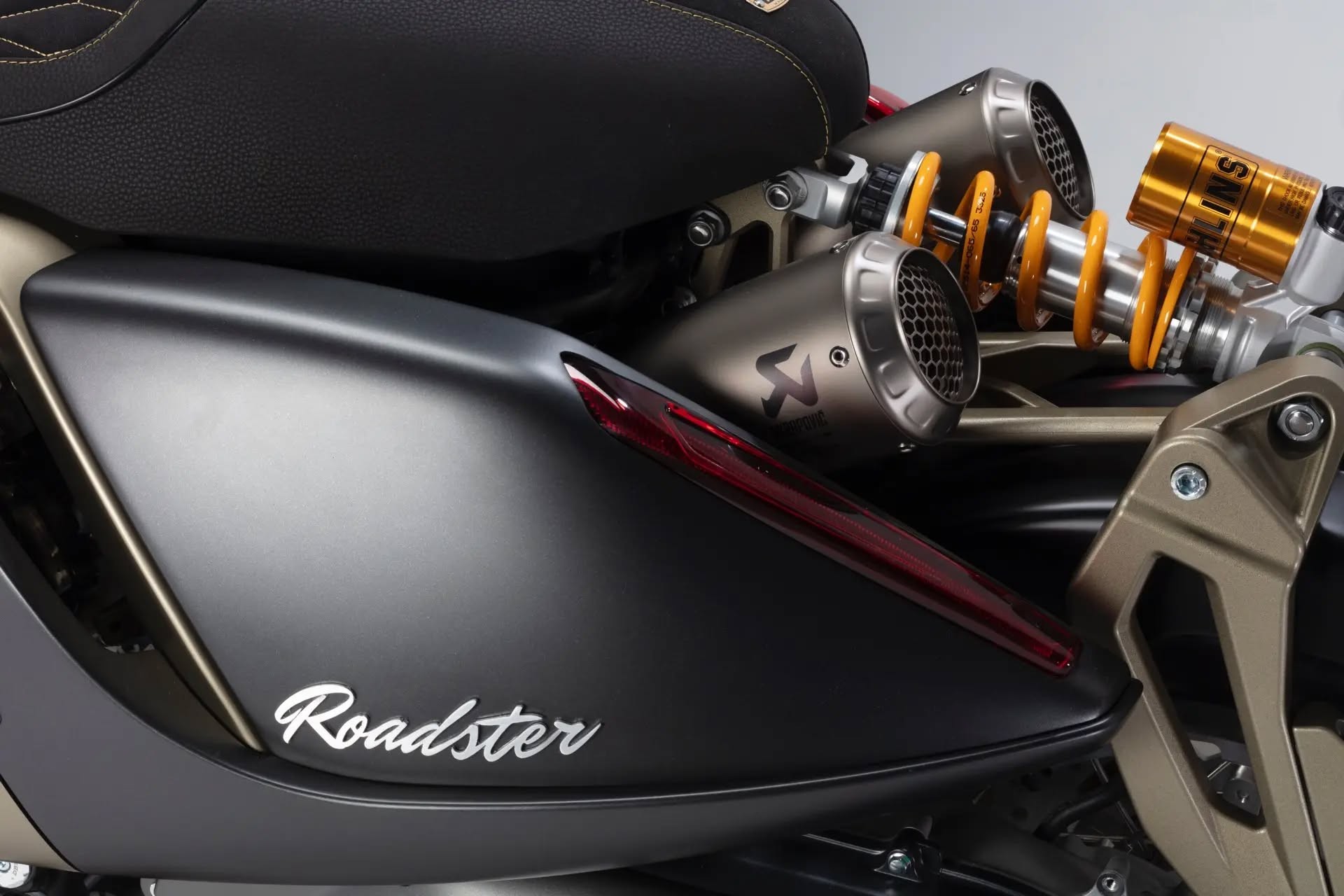 Italjet Roadster 400 Limited Edition sắp về Việt Nam, giá ngang ô tô cỡ nhỏ