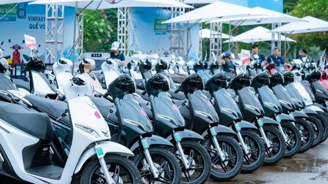 VinFast giảm giá bán 12 mẫu xe máy điện, xe rẻ nhất chưa đến 12 triệu