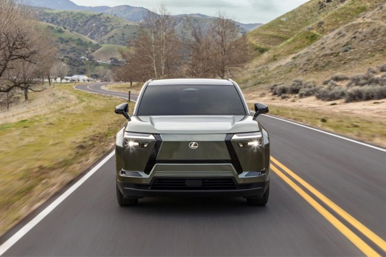 Lexus TZ ra mắt, SUV điện ba hàng ghế mở hướng đi mới cho xe sang Nhật