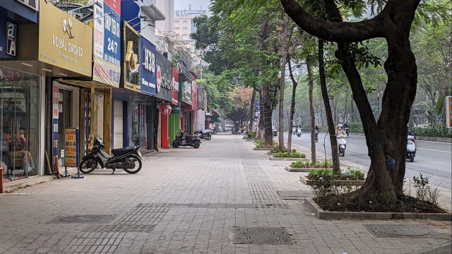 Hà Nội dự kiến thu phí vỉa hè tối đa 400.000 đồng mỗi m²