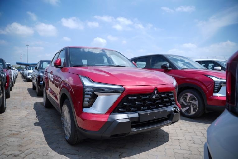 Mitsubishi Xforce 2026 ra mắt, giá từ 605 triệu đồng, thêm bản Luxury