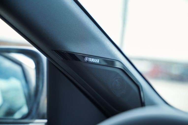 Mitsubishi Xforce 2026 ra mắt, giá từ 605 triệu đồng, thêm bản Luxury