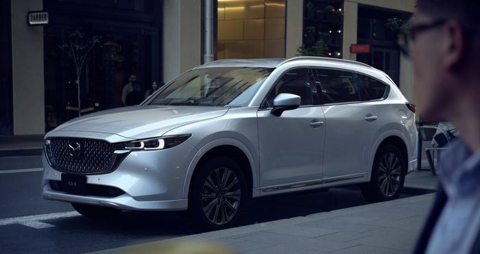 Mazda CX-8 ra mắt thêm bản giá rẻ tại Việt Nam
