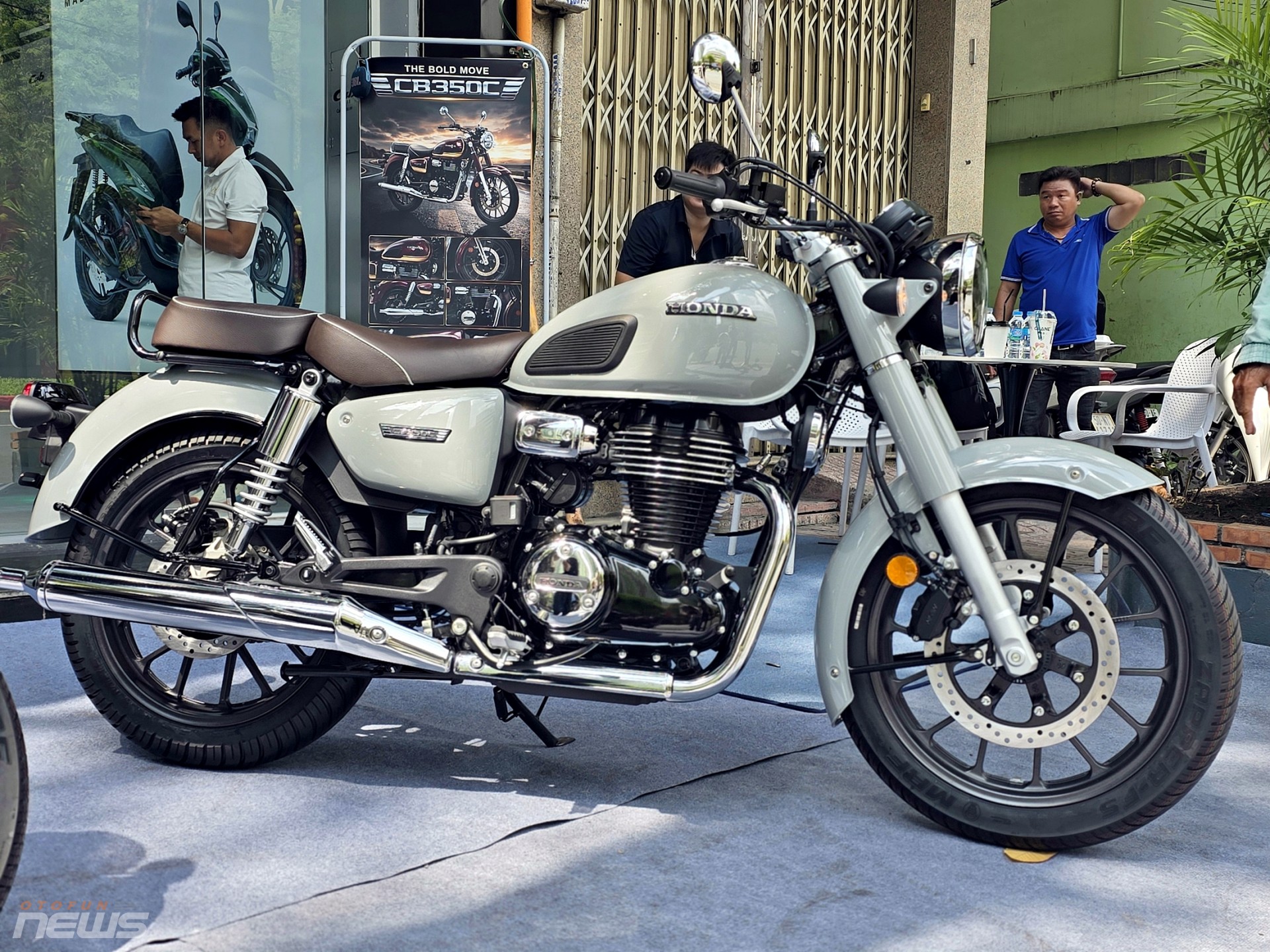 Honda CB350C 2026 nhập khẩu Ấn Độ, giá từ 185 triệu đồng