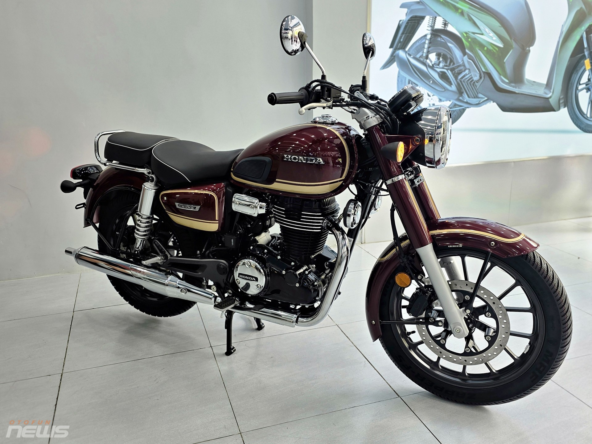 Honda CB350C 2026 nhập khẩu Ấn Độ, giá từ 185 triệu đồng