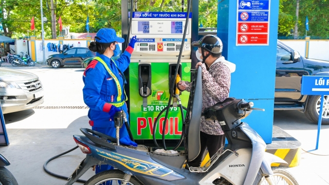 Gần 1.000 Cửa hàng xăng dầu PVOIL đã sẵn sàng kinh doanh xăng E10