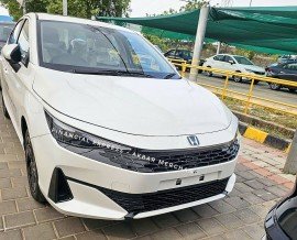 Honda City facelift 2026 lộ diện không che chắn