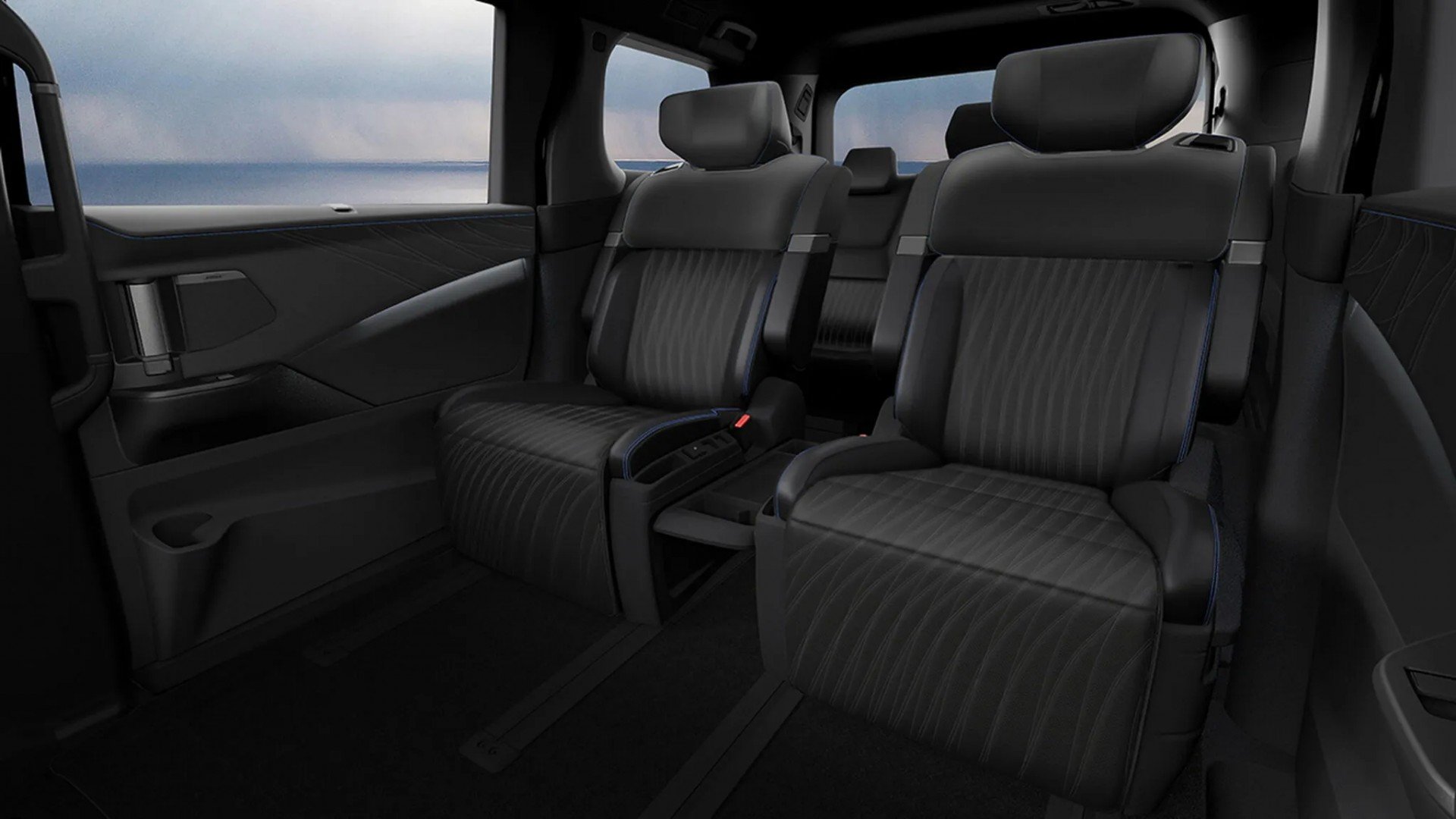 Nissan Elgrand Autech trình diện, sẵn sàng đấu Toyota Alphard ở phân khúc MPV cao cấp