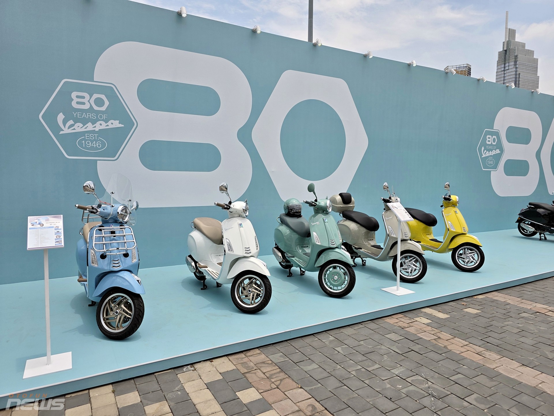 Bộ sưu tập Vespa 80 năm ra mắt, thêm bản Sprint 180 mới