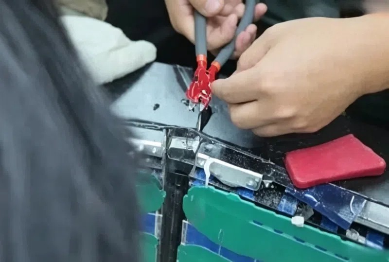 Pin BYD Blade 2.0 trải qua màn 